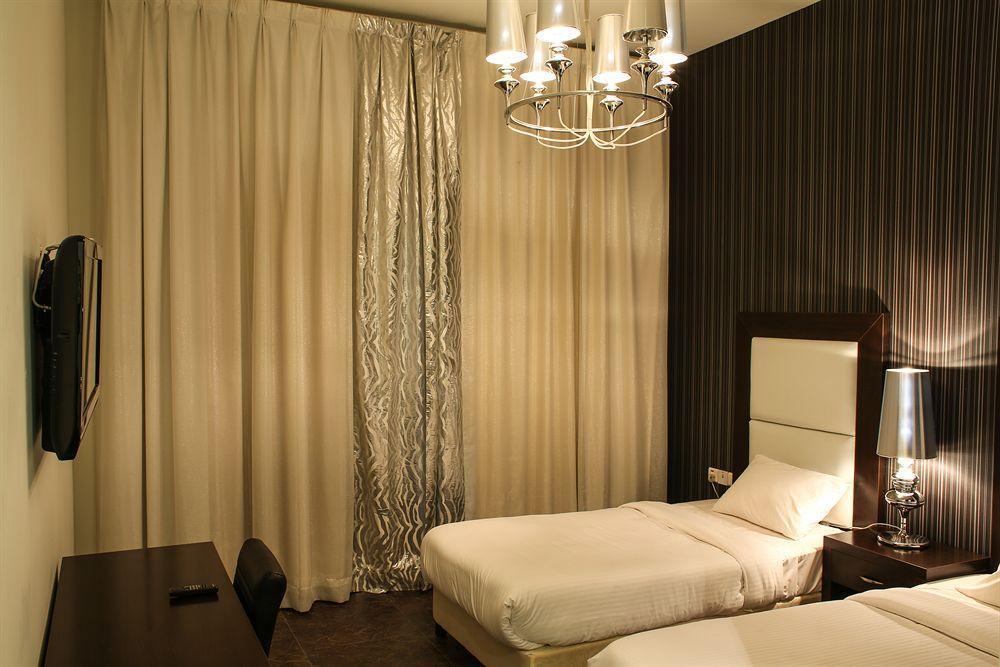 Loumage Hotel & Suites Manama Exterior photo
