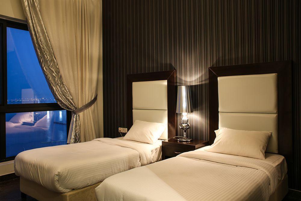 Loumage Hotel & Suites Manama Exterior photo